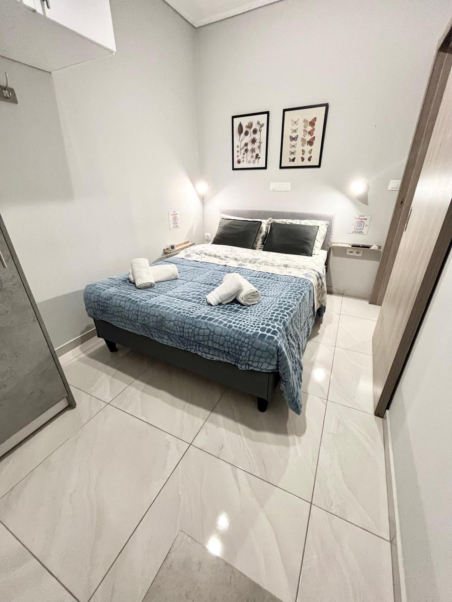 Blueline Apartment 3 Loutraki  Bagian luar foto