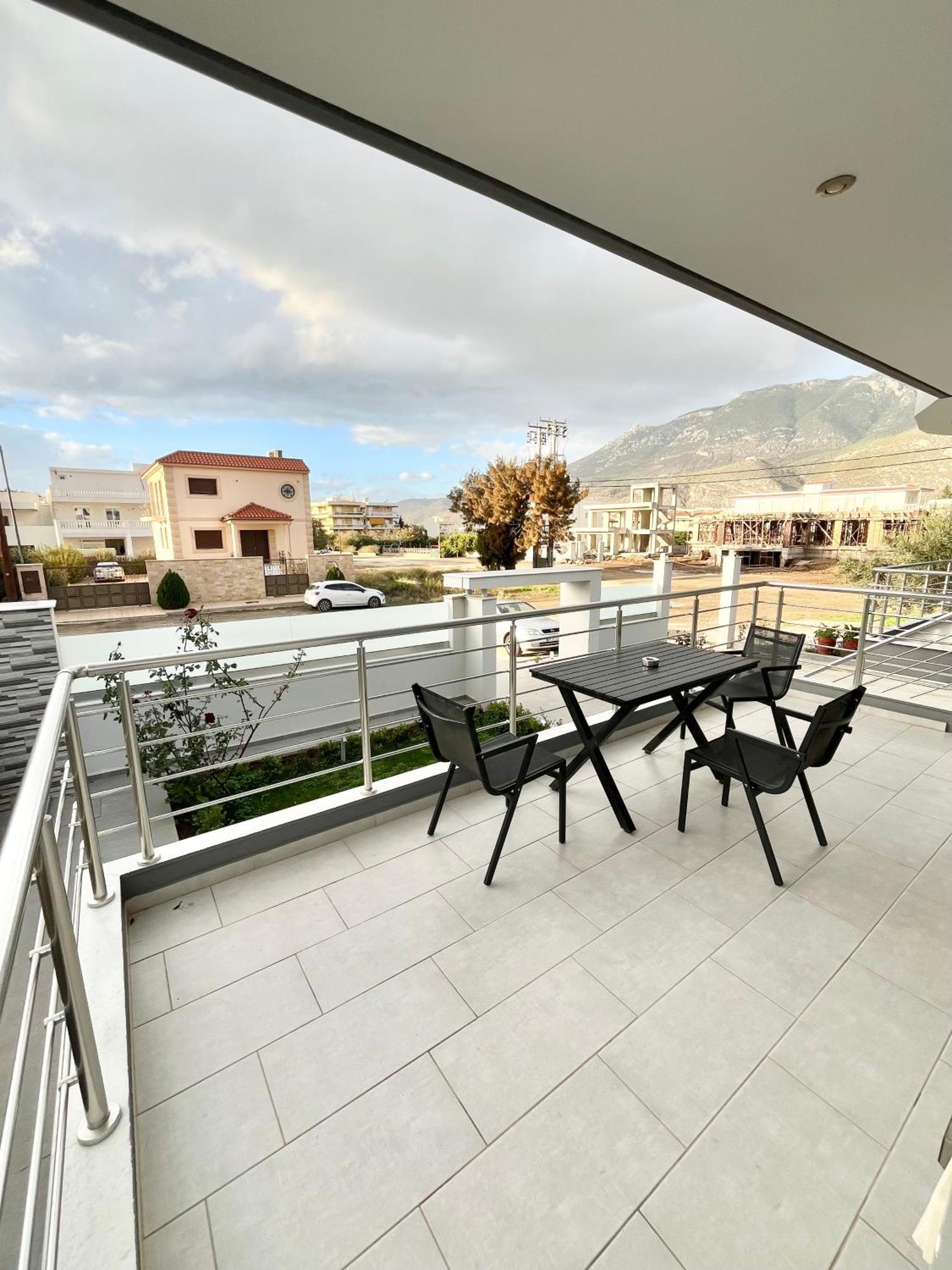 Blueline Apartment 3 Loutraki  Bagian luar foto