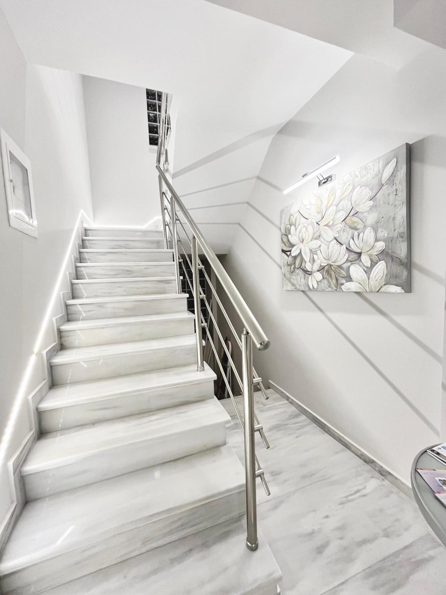 Blueline Apartment 3 Loutraki  Bagian luar foto
